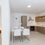 Aria 아파트 *